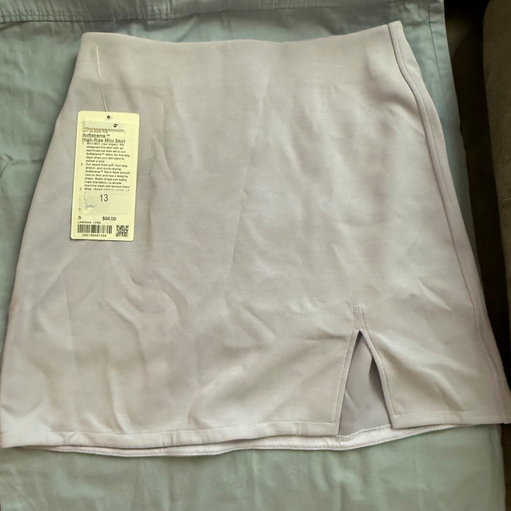 Lululemon Softstreme High-Rise Mini Skirt Lavender Frost Size S NWOT